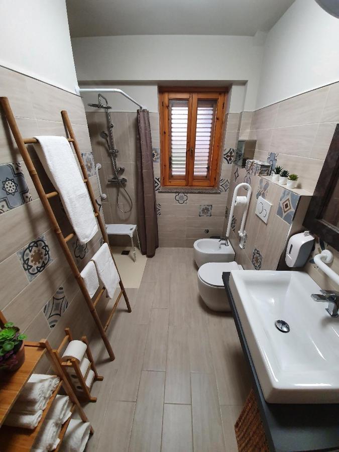 New Panorama Villa Рипосто Екстериор снимка