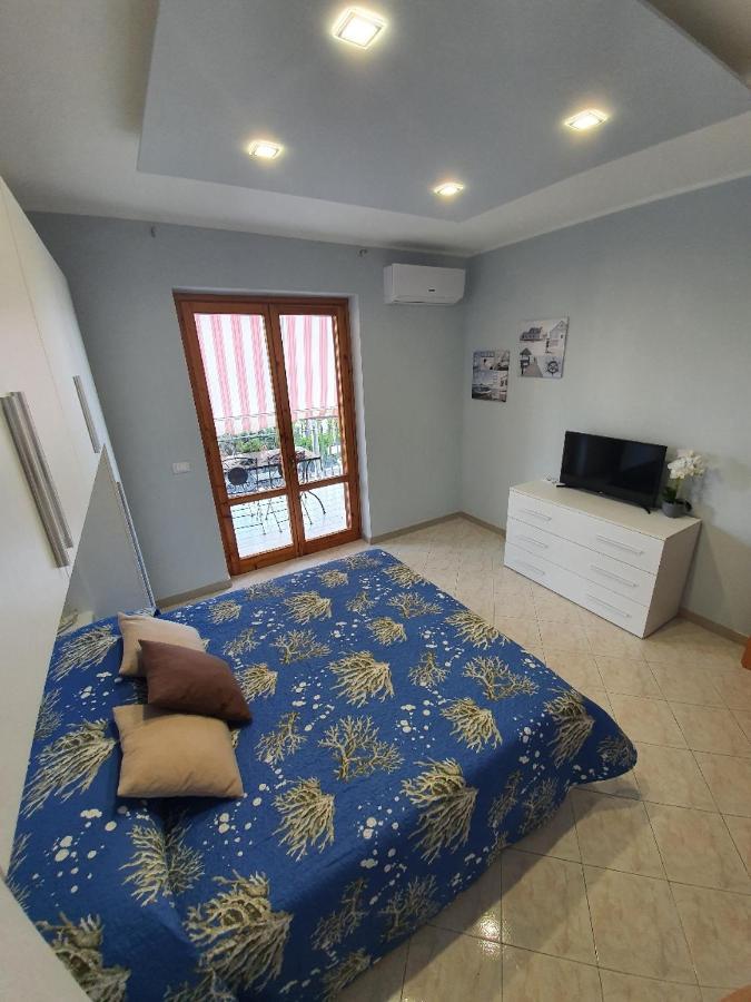New Panorama Villa Рипосто Екстериор снимка