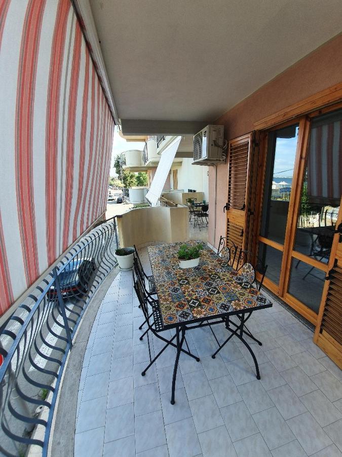 New Panorama Villa Рипосто Екстериор снимка