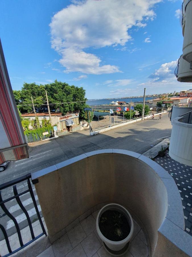 New Panorama Villa Рипосто Екстериор снимка